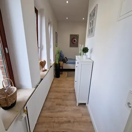 1 Bedroom Im Zentrum Daire Schleswig